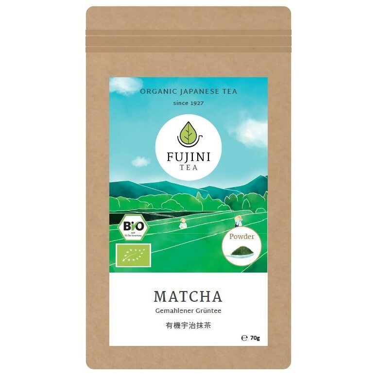 Bio Uji Matcha Premium von Fujini Tea, Gemahlener Grüntee, Nettofüllmenge 70g, Frontansicht Etikett mit Teeplantage und Bio Siegel